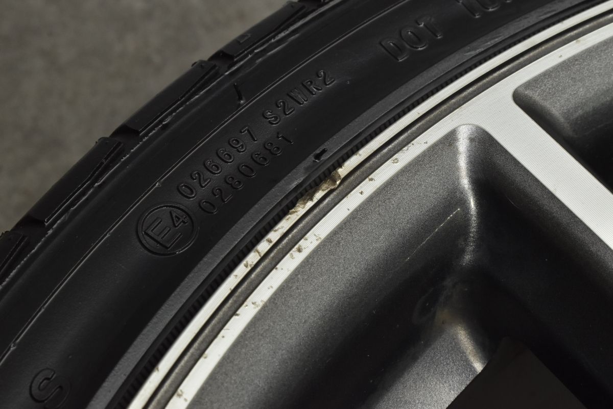 カローラスポーツ