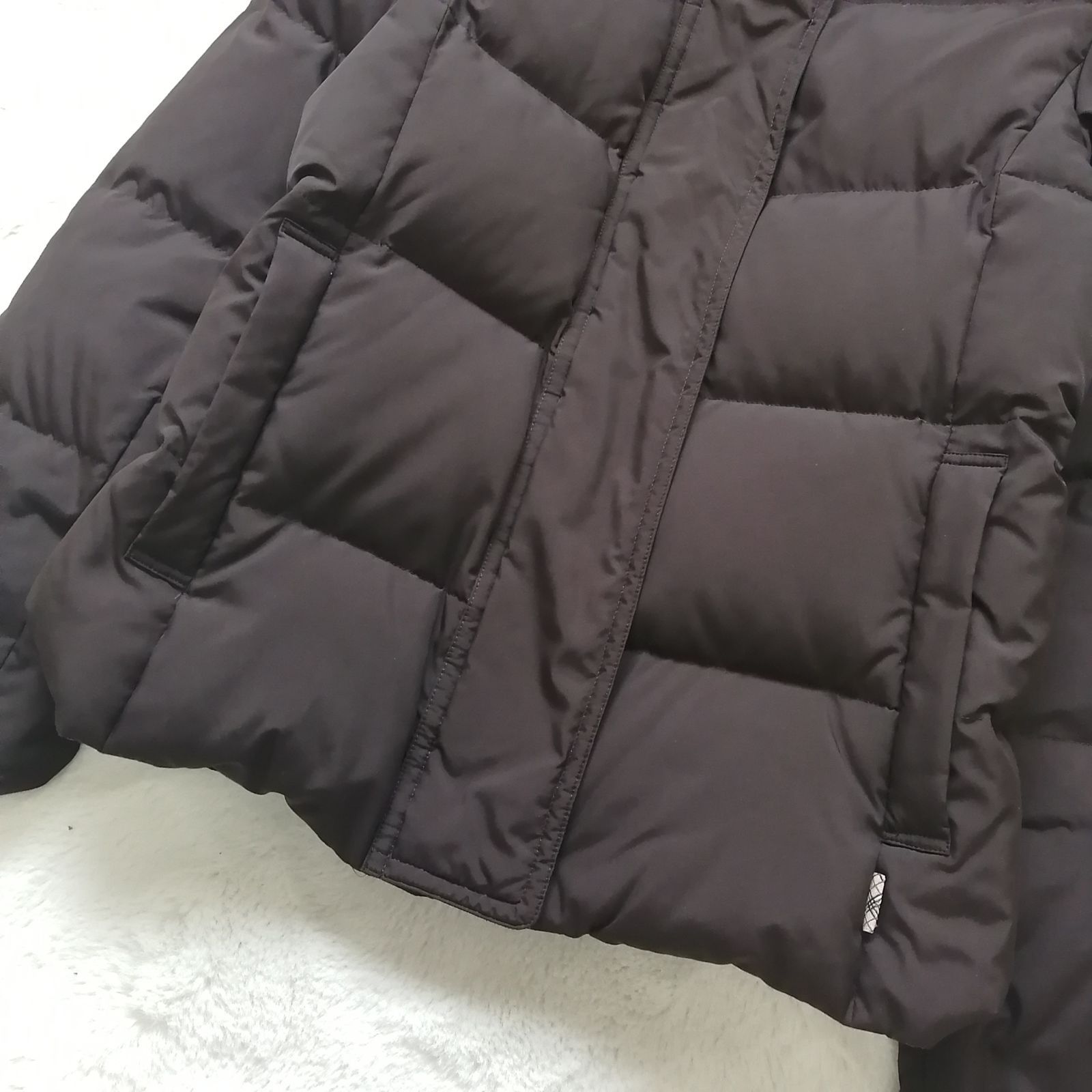 バーバリーロンドン ダウンジャケット ノバチェック ショート ブラウン