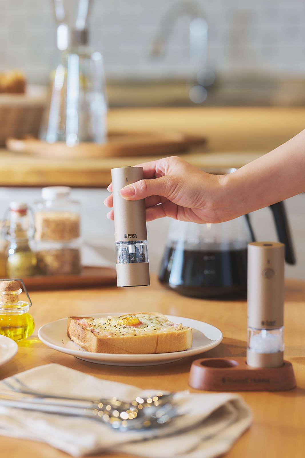 ラッセルホブス 充電式ミル ソルト＆ペッパー 岩塩 胡椒 スパイス 粗さ調節 ミニ ブラウンゴールド 7942 JP BG