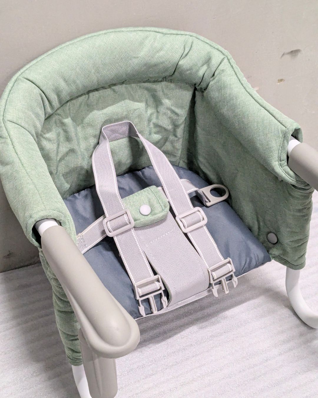 Bランク】Inglesina ファスト テーブルチェア ピスタチオ - メルカリ