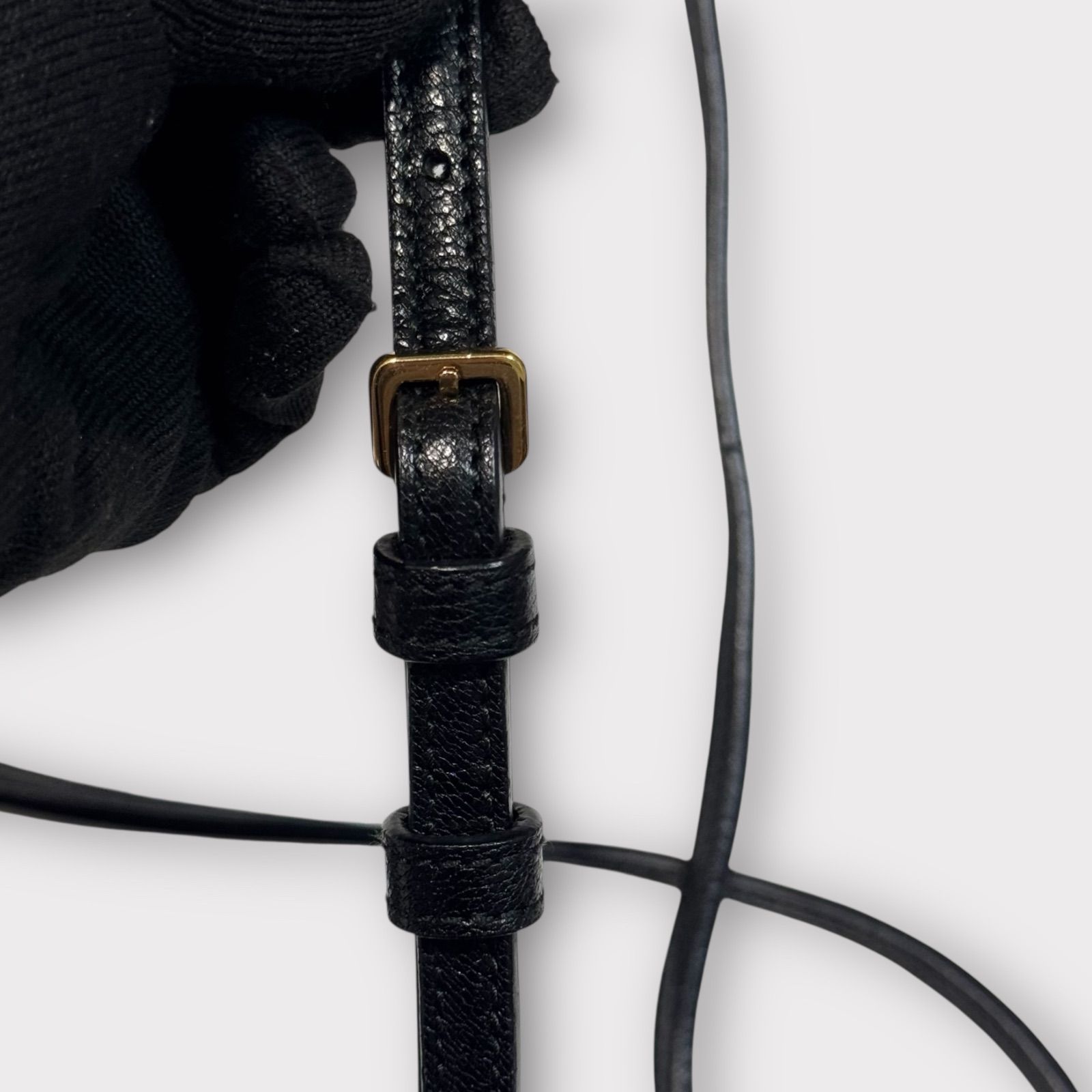 超美品！LOEWE ロエベ ロゴ型押し レザー ショルダーバッグ サコッシュ
