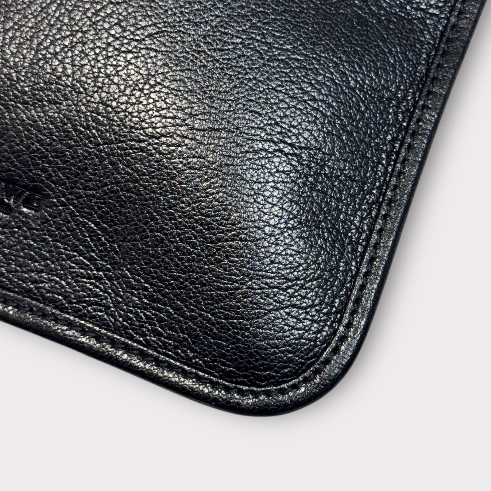 超美品！LOEWE ロエベ ロゴ型押し レザー ショルダーバッグ サコッシュ 