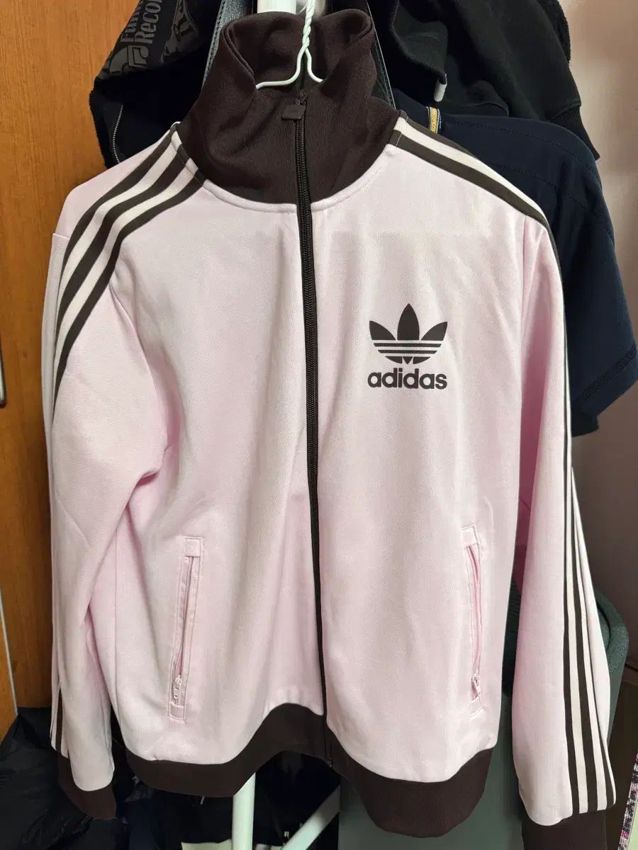 アディダス BECKENBAUER ベッケンバウアー ピンクブラウ ジャージ トラックジャージ