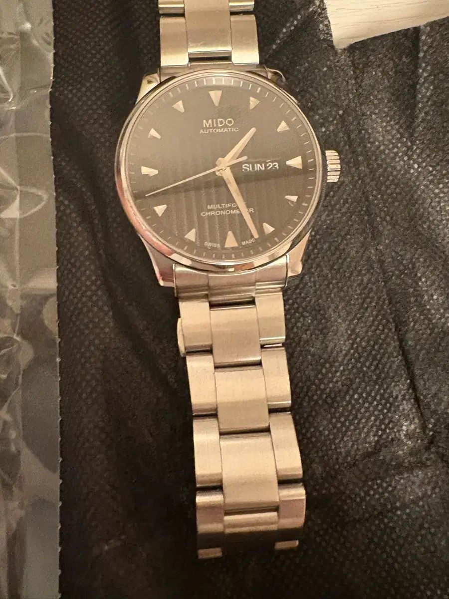  ミドー マルチポート クロノ Tシャツ フィット感 自動巻き時計 腕時計(アナログ)