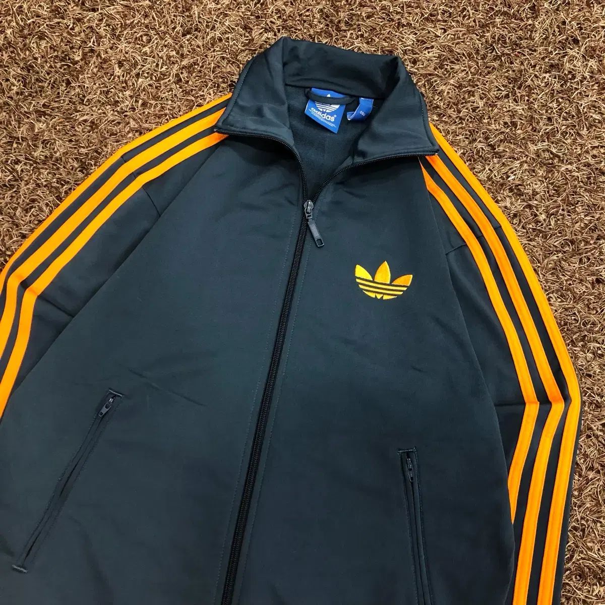 即完売品　adidas ファイヤーバード　ジャージ　ネイビー　イエロー　90s 即完売品 adidas ファイヤーバード ジャージ ネイビー イエロー 90s