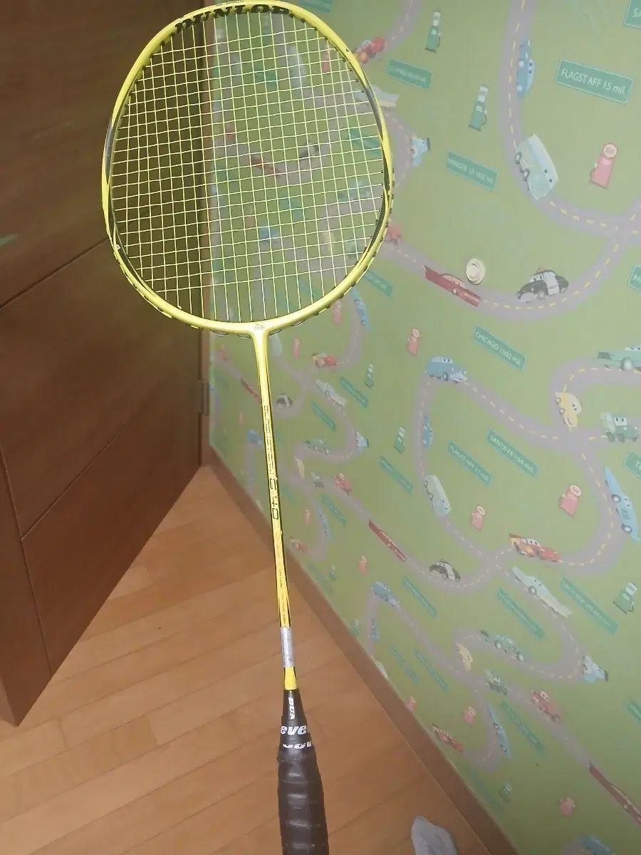 ダンロップ バドミントン ラケット 黄色