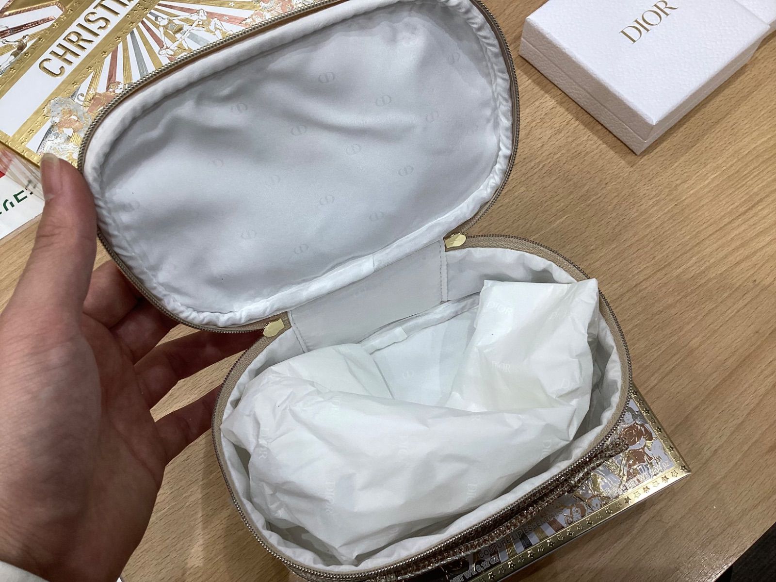 KA1027 Christian Dior ディオール クリスマスコフレ2025 ゴールド