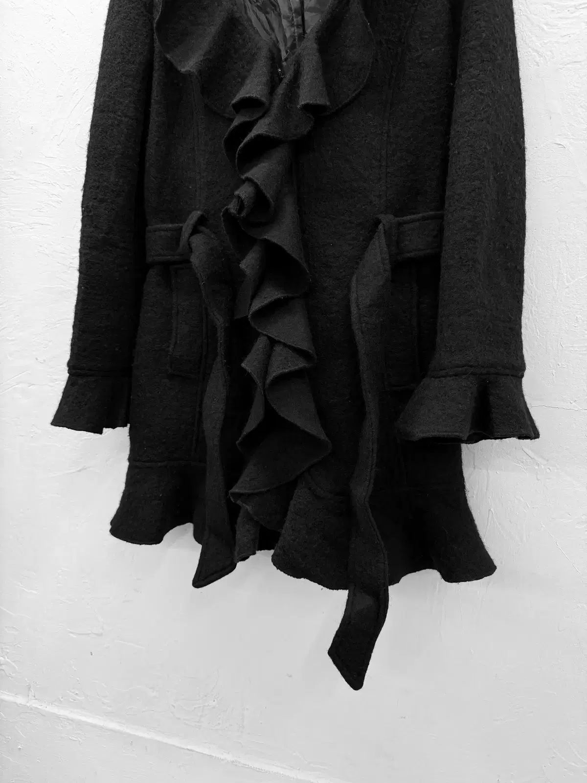 rinascimento フリル ウール コート 最高 RINASCIMENTO/リナシメント