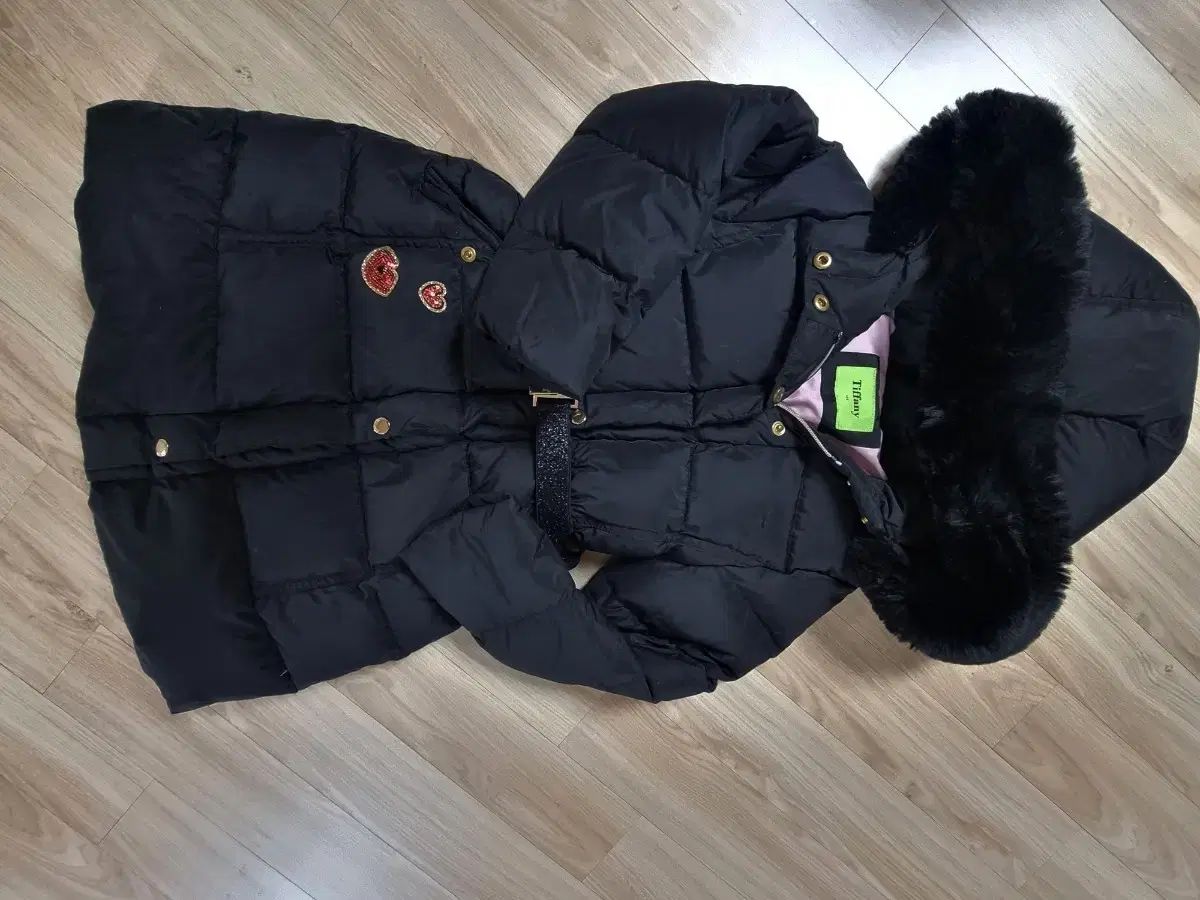 ティファニー ダウン