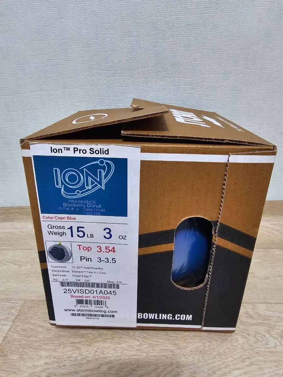 ストーム ION Pro Solid ボーリングボール 15パウンド