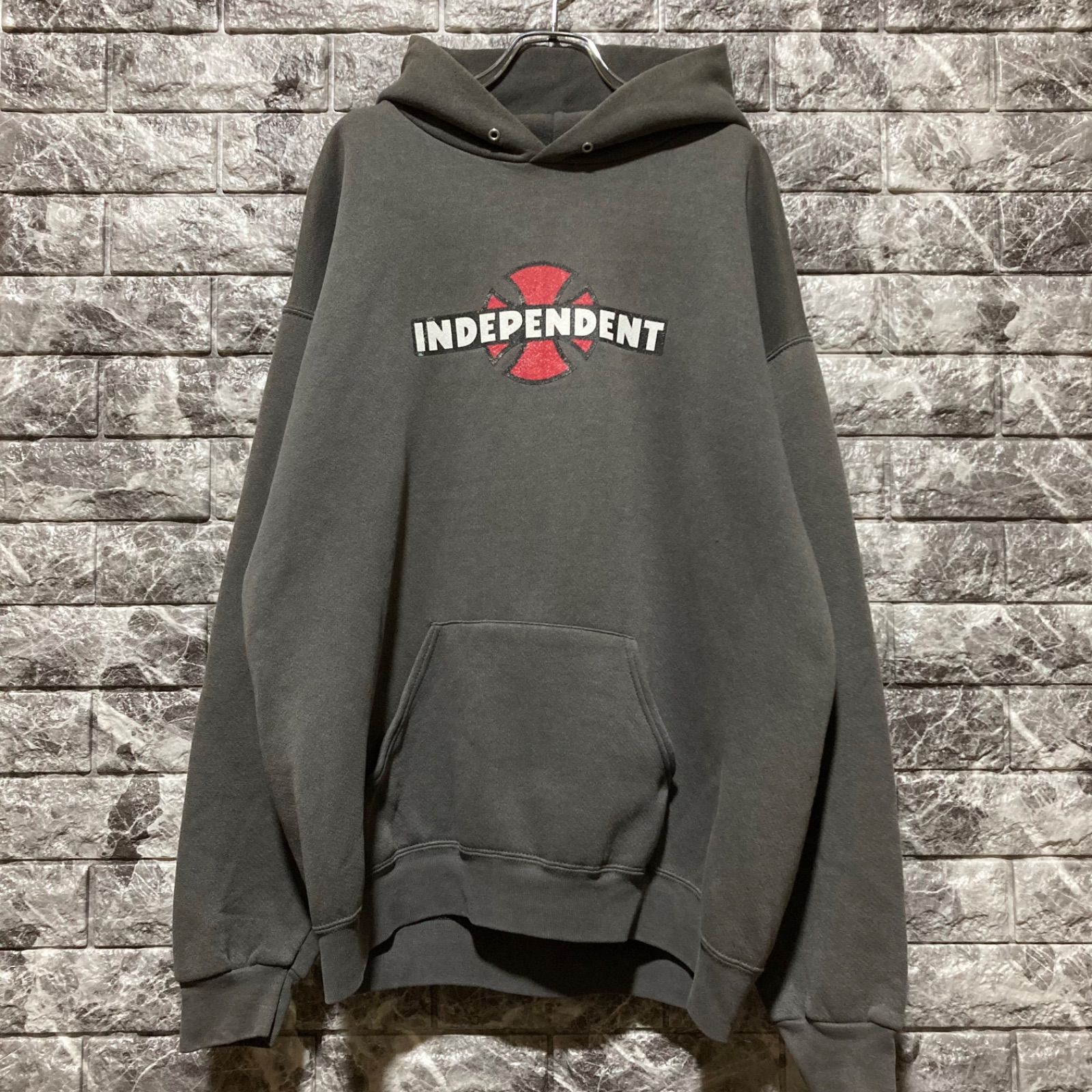 INDEPENDENT プルオーバーパーカー インディペンデント アイアンクロス