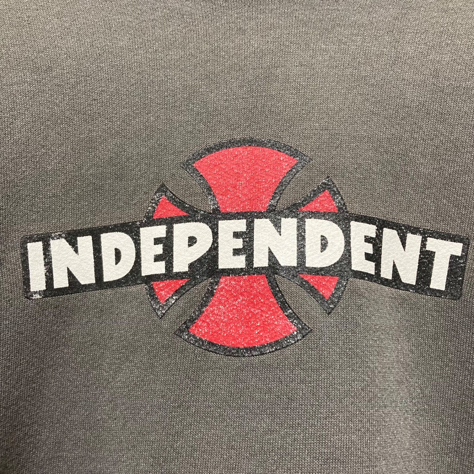 INDEPENDENT プルオーバーパーカー インディペンデント アイアンクロス 