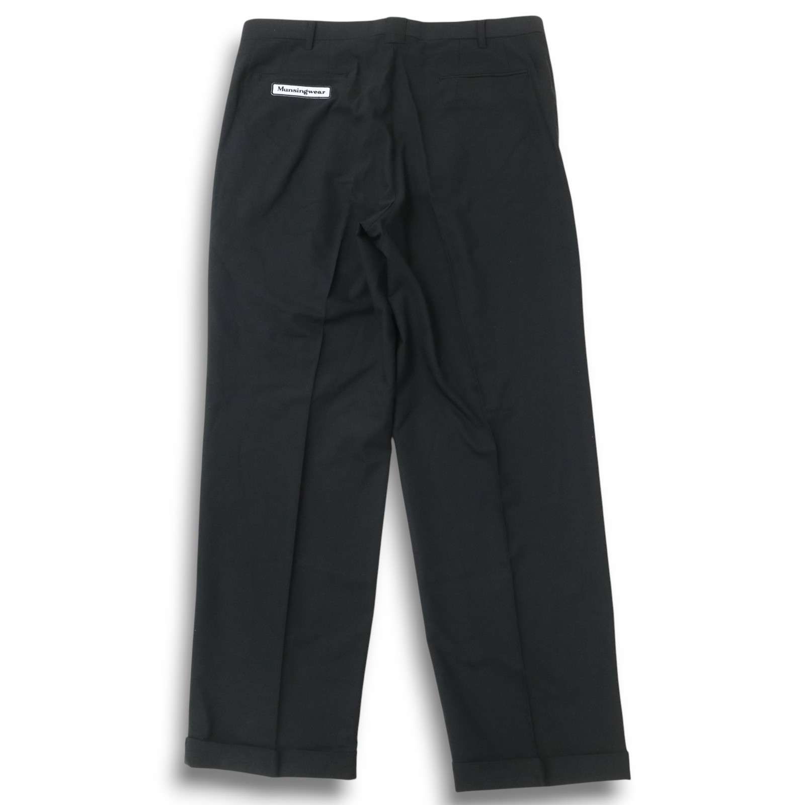 ゴルフ　マンシングウェア　ストレッチパンツ 黒 新品 未使用】 Munsingwear マンシングウェア ゴルフ 通年☆ ロゴ