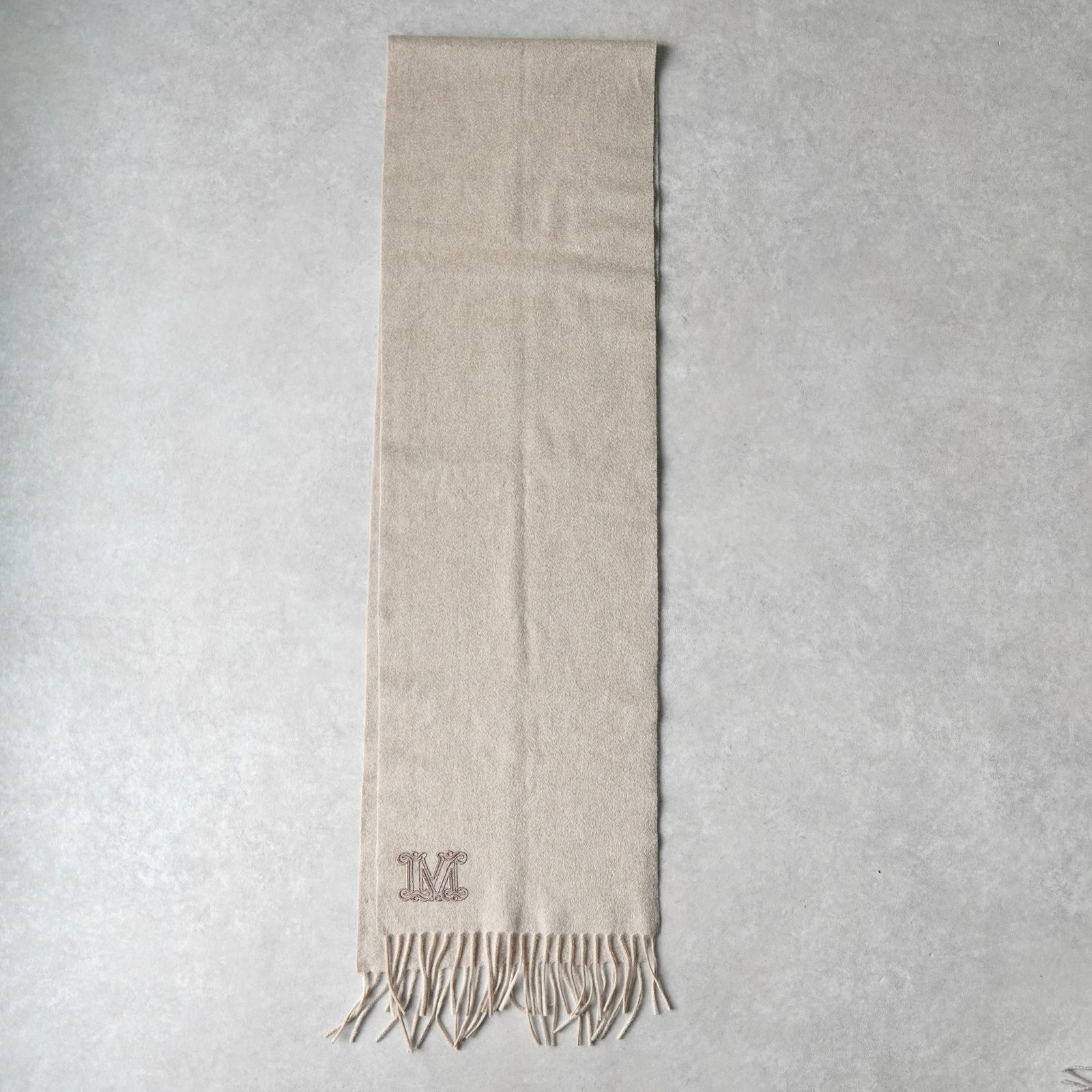 BlackFriday限定割引5％オフ】マックスマーラ ロゴ カシミア100