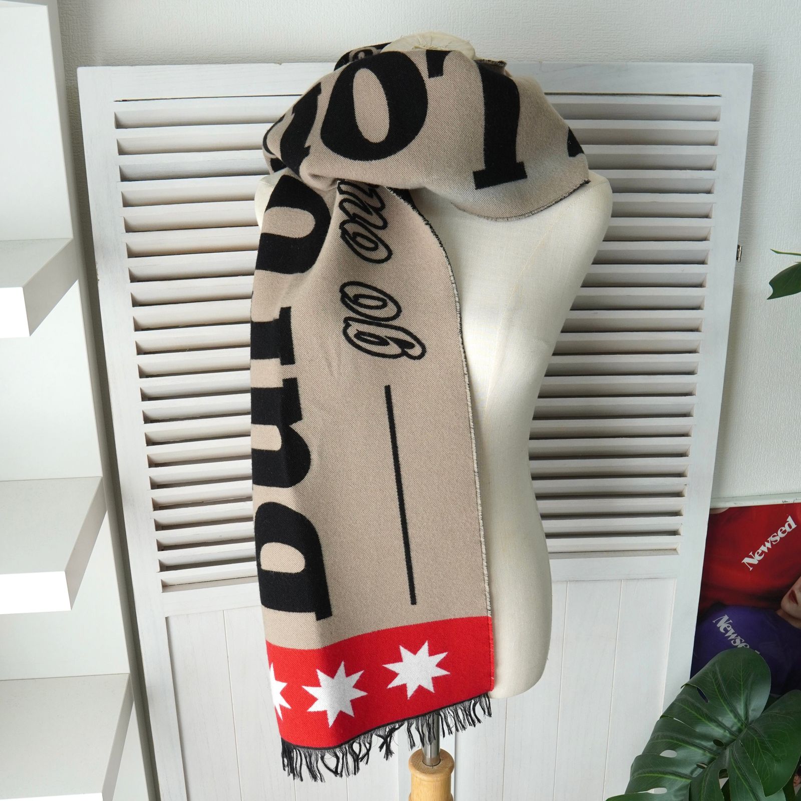 BlackFriday 割引5％オフ バーバリー ロゴ ウール フットボール マフラー ベージュ