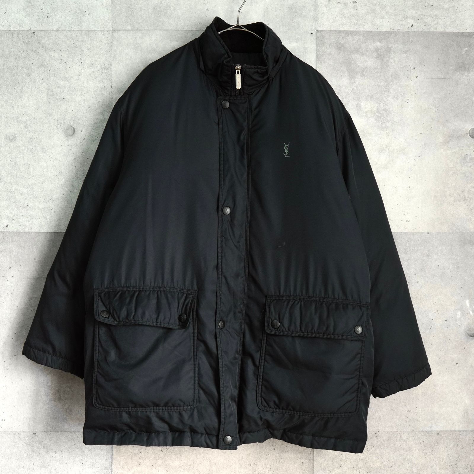 イヴサンローラン YSLロゴ ダウンジャケット ブラック - メルカリ