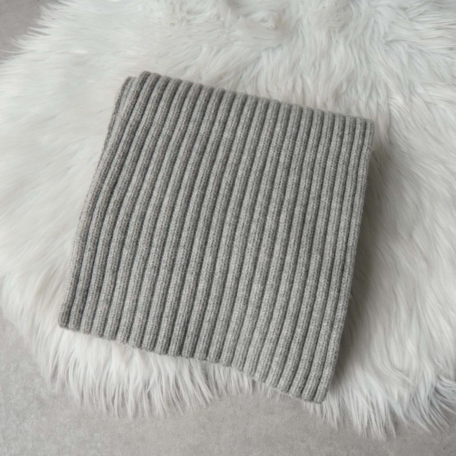 BlackFriday 割引5％オフ メゾン マルジェラ リブ ウール ロングマフラー グレー 定価75 900円 タグ付き♥品