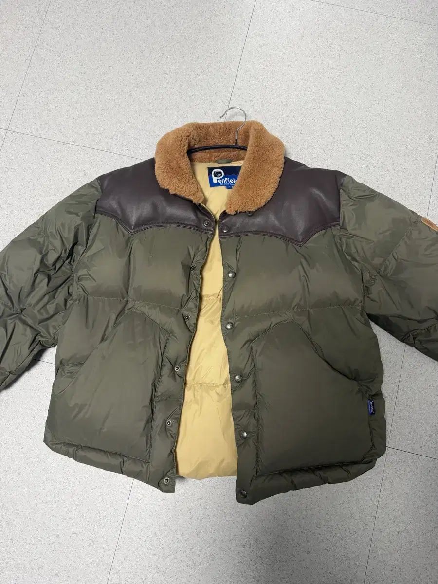 ペンフィールド ロックウール ダウン ジャンパー カーキ