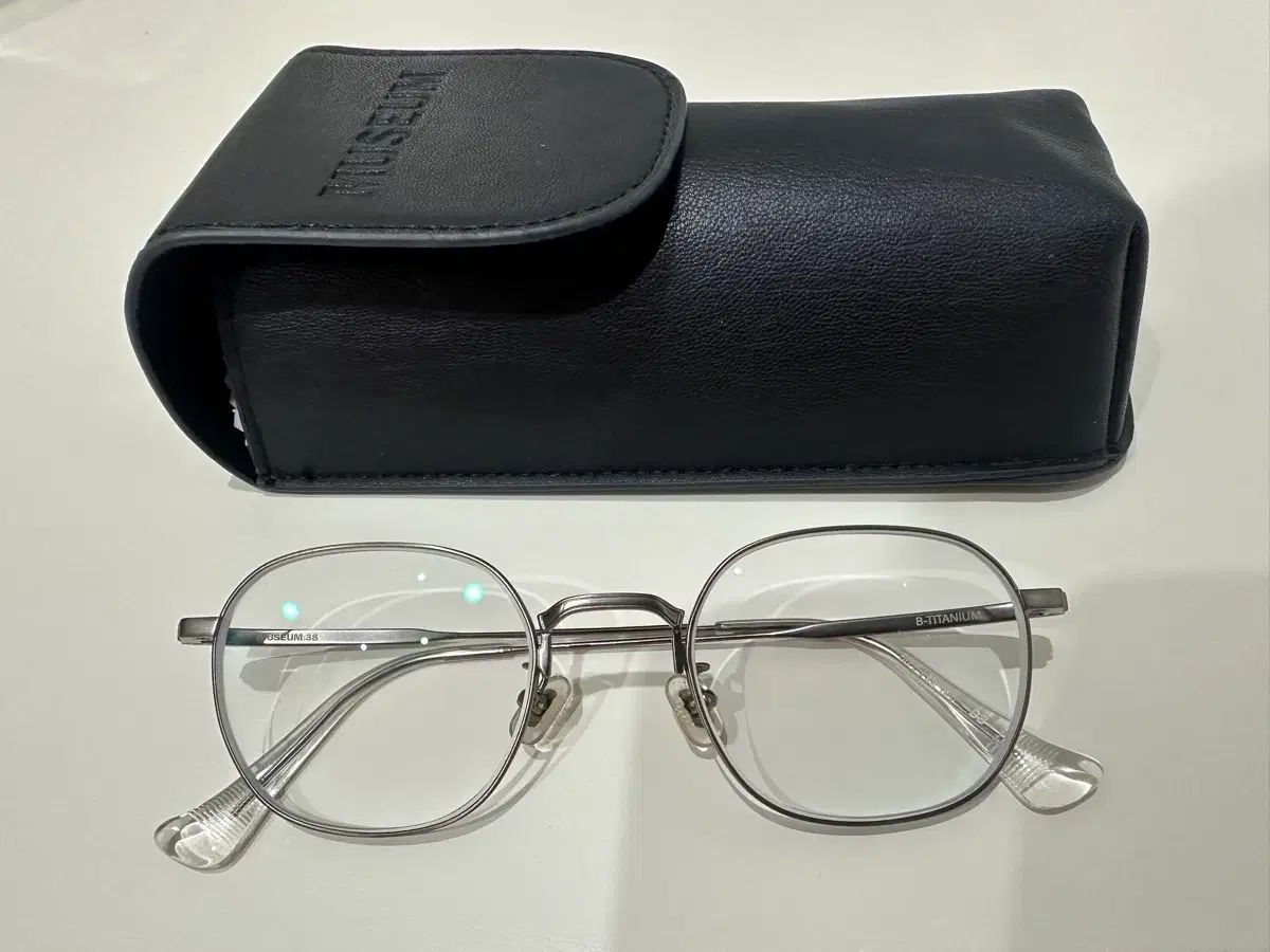 MUSEUM ミュージアム バイビーコン 38 c 3 メガネ