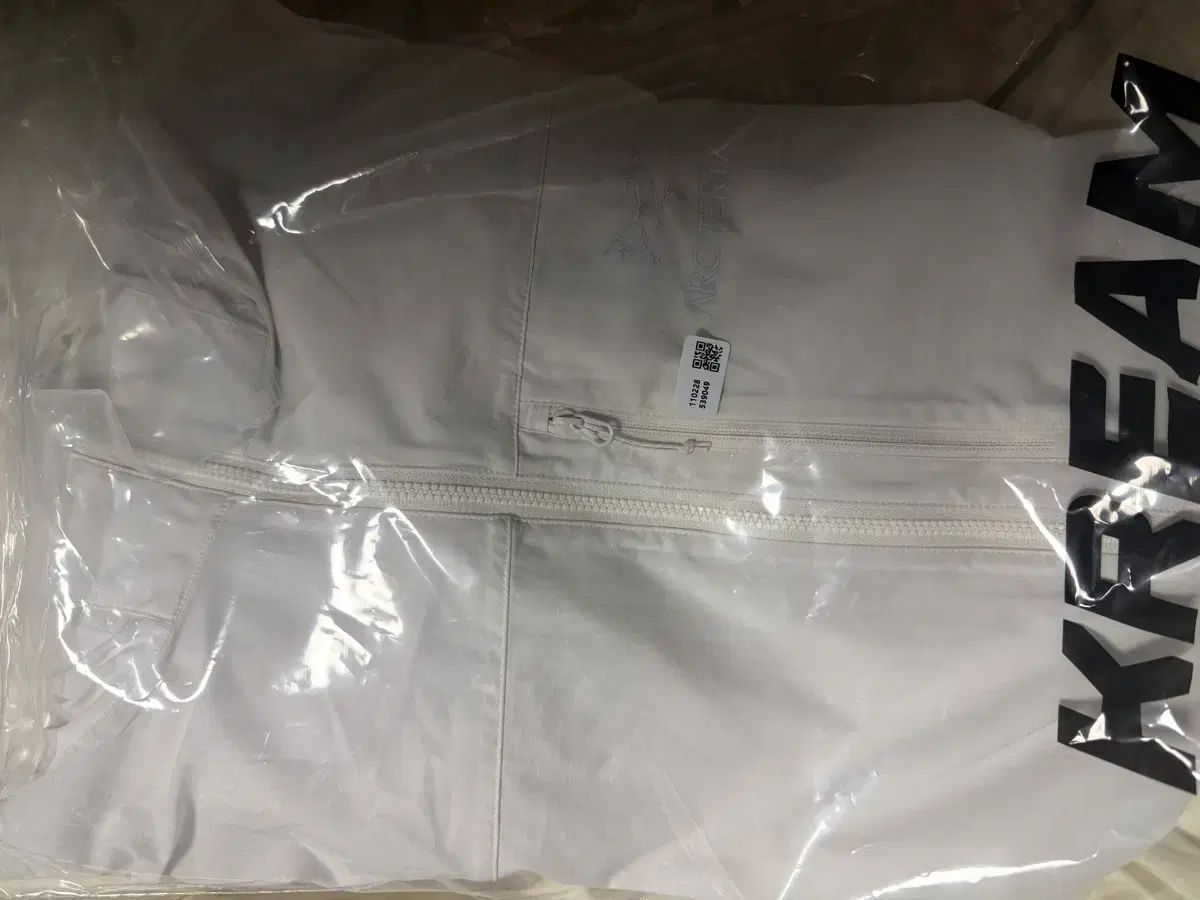 ARC TERYX アークテリクス スコーミッシュ ウィンドブレーカー