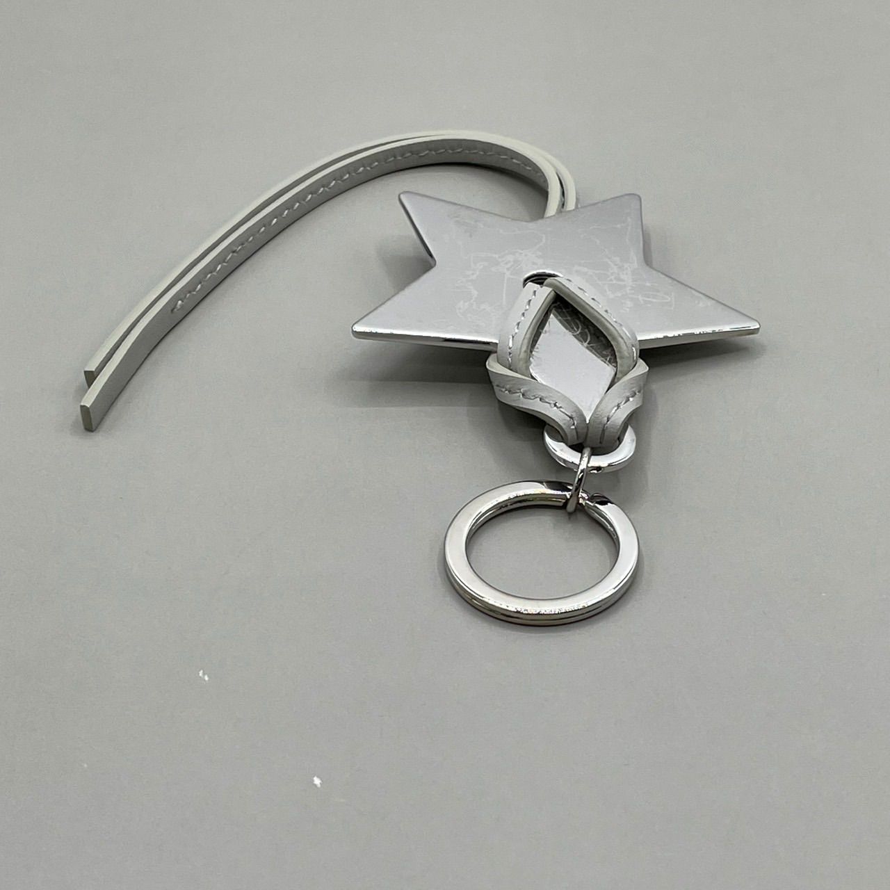 新品未使用 Christian Dior クリスチャンディオール キーホルダー