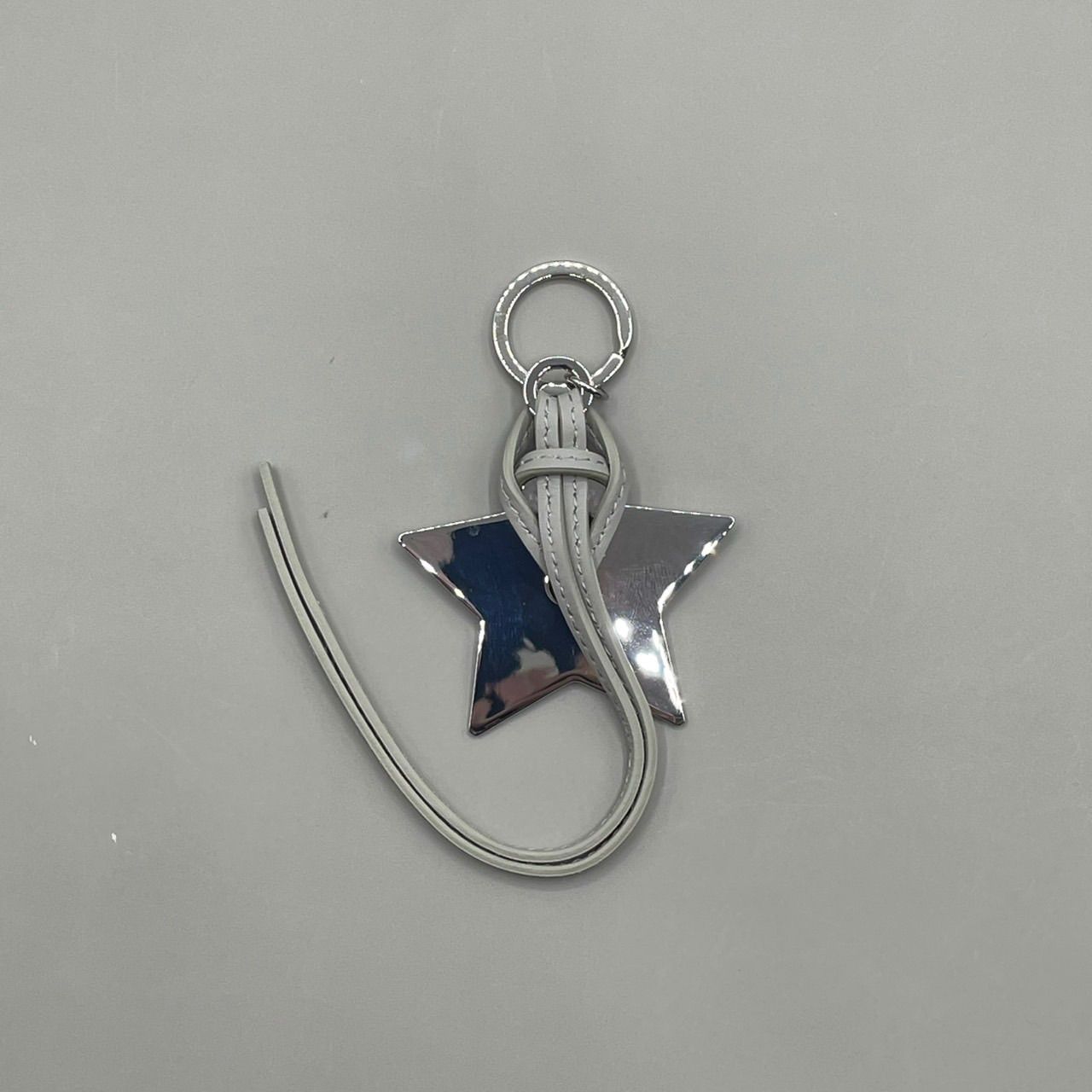 新品未使用 Christian Dior クリスチャンディオール キーホルダー