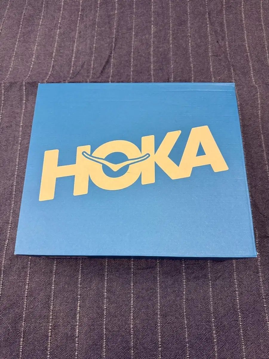 HOKA ONE ホカオネオネ カハ２ ウィメンズ スモーキー クオーツ COLOR 23.5 cm サイズ