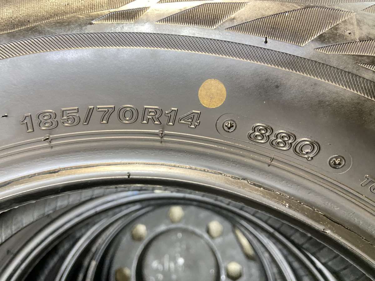 タイヤ スタッドレスタイヤ