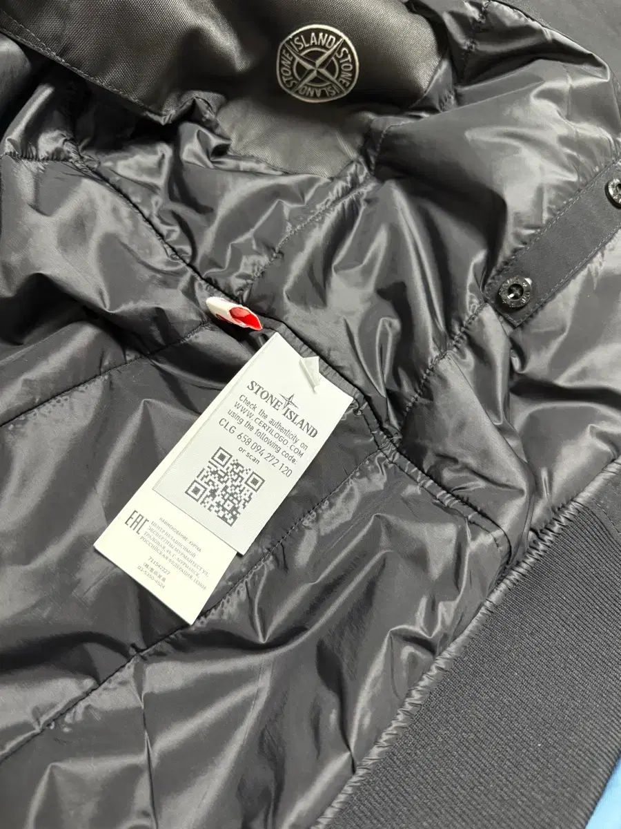 stone  プリマロフト　ソフトシェルジャケット ストーンアイランド ソフトシェル プリマロフト ジャケット - メルカリ