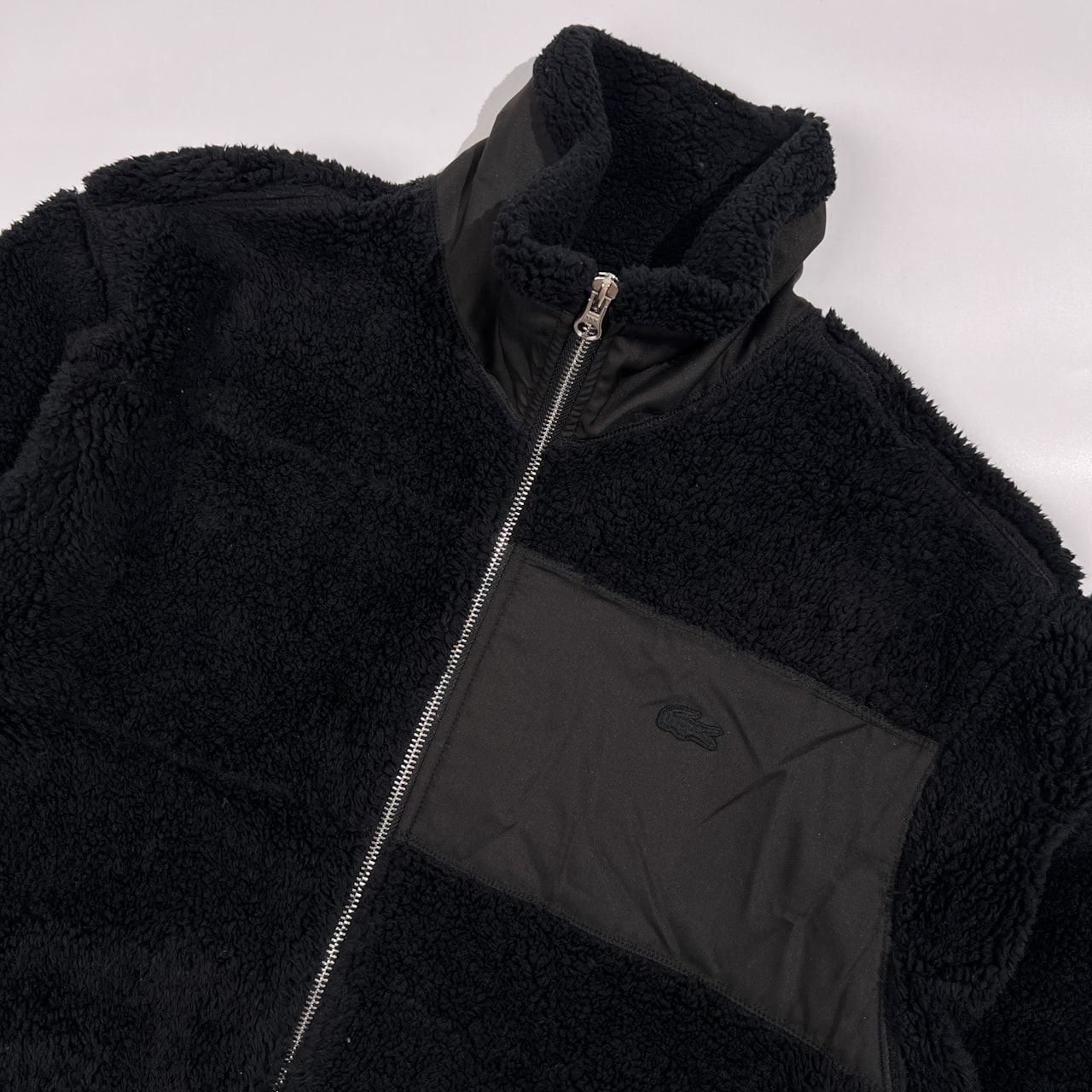 [新品未使用] LACOSTE ブラック フリースジャケット サイズ4 LACOSTE ラコステ ジップアップ フリースジャケット サイズ FR4