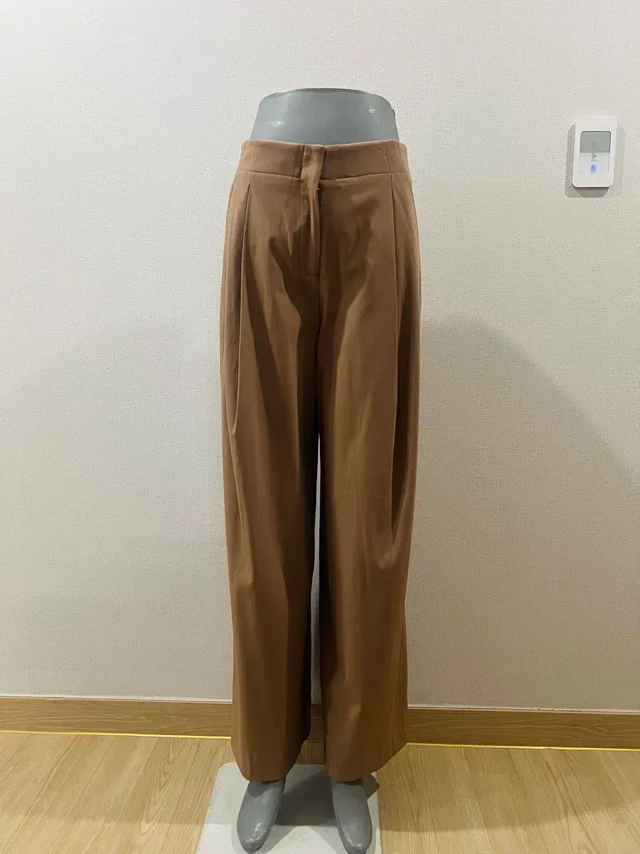 タグ ランバン ベージュ キャメル ワイド パンツ 55