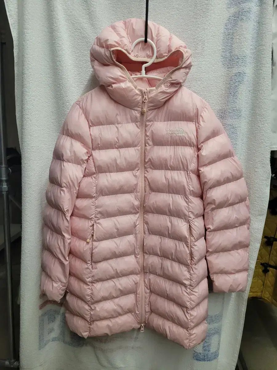 THE NORTH FACE ザノースフェイス フード ダウン キッズ 150