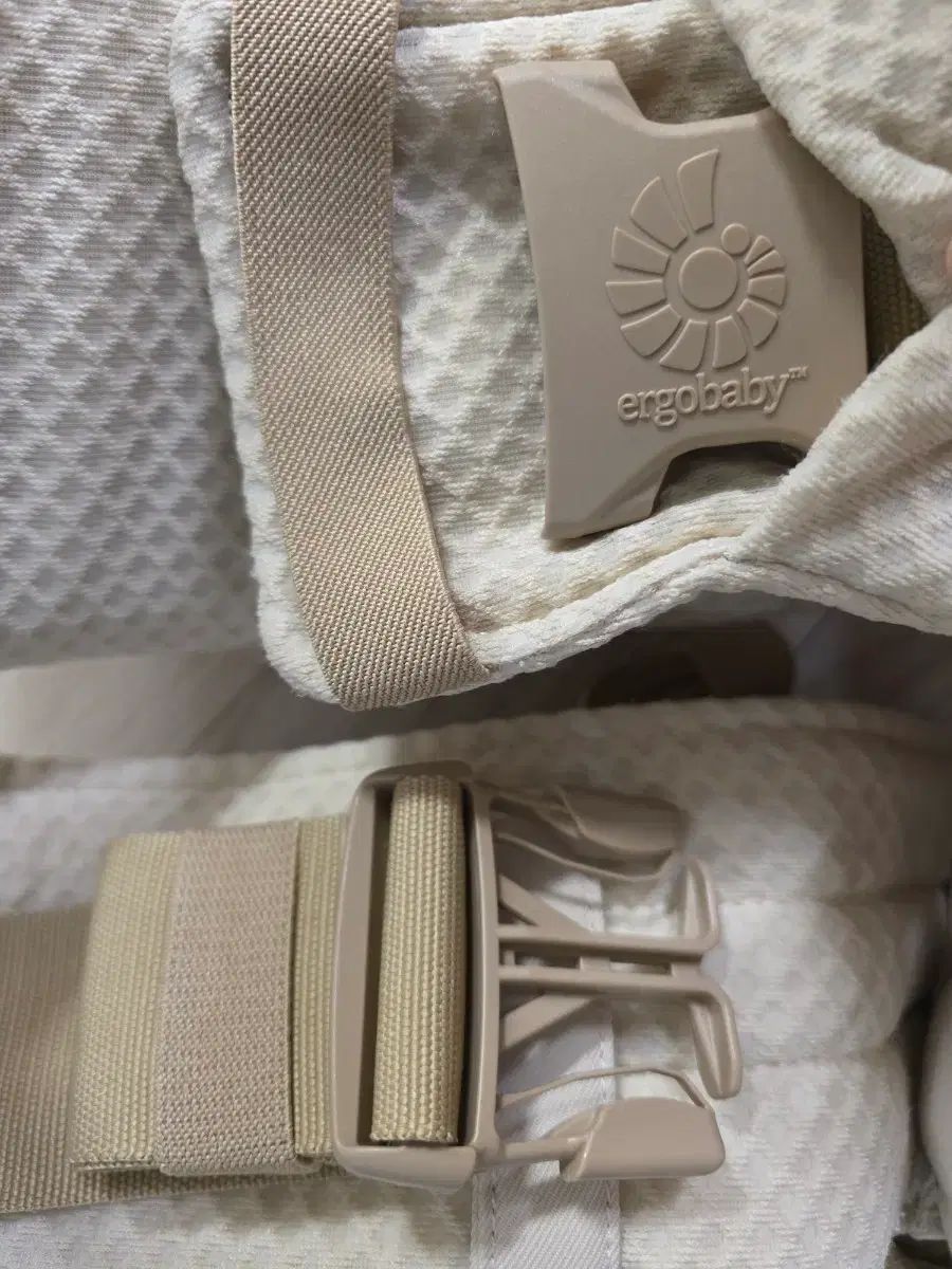 ナチュラルベージュ