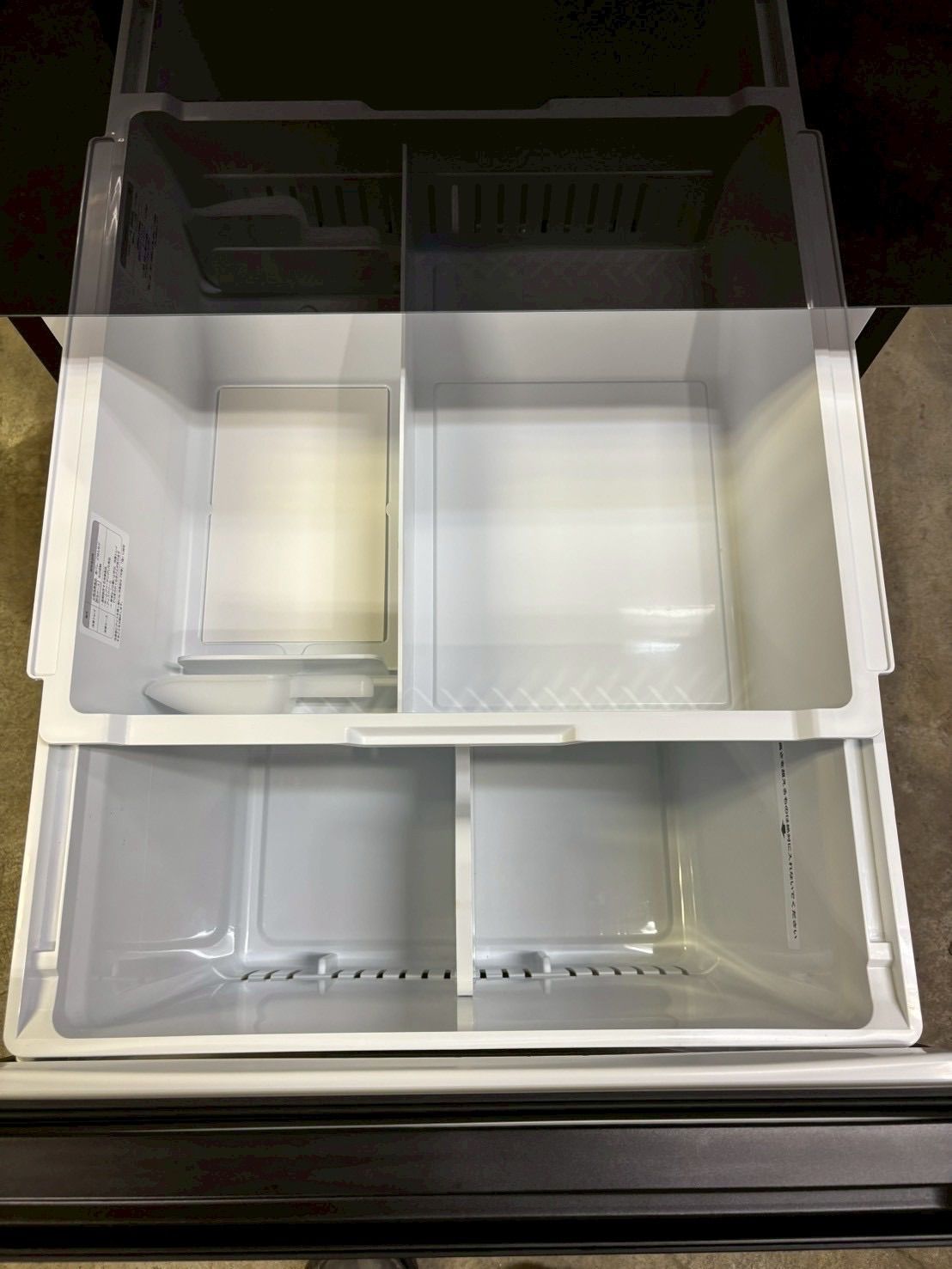 12ヶ月保証】【展示品新品16万円】ヤマダ電機 3ドア冷蔵庫 YRZ-F36MK 