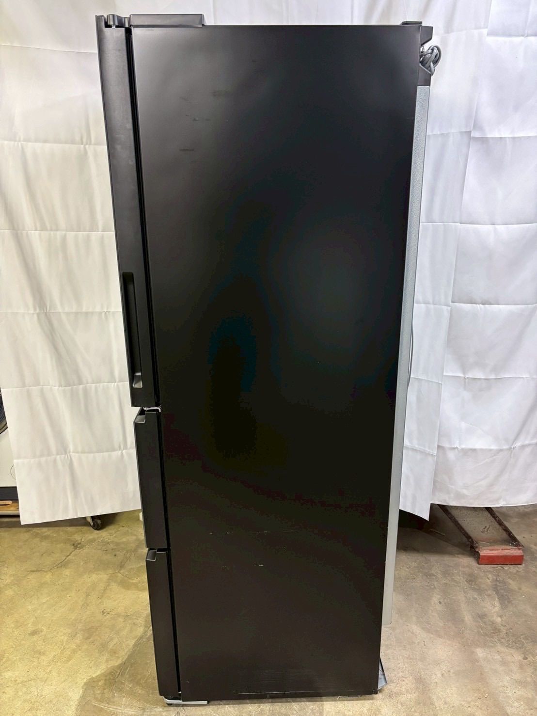 12ヶ月保証】【展示品新品16万円】ヤマダ電機 3ドア冷蔵庫 YRZ-F36MK 