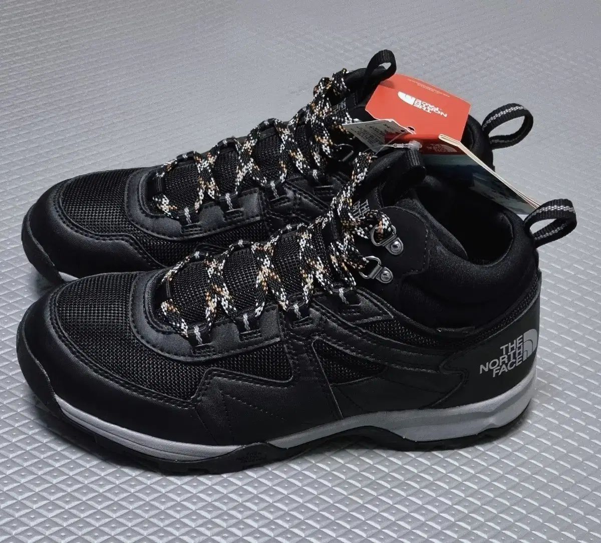 THE NORTH FACE エイペックス マウンテン ウォーターProof 登山靴 265