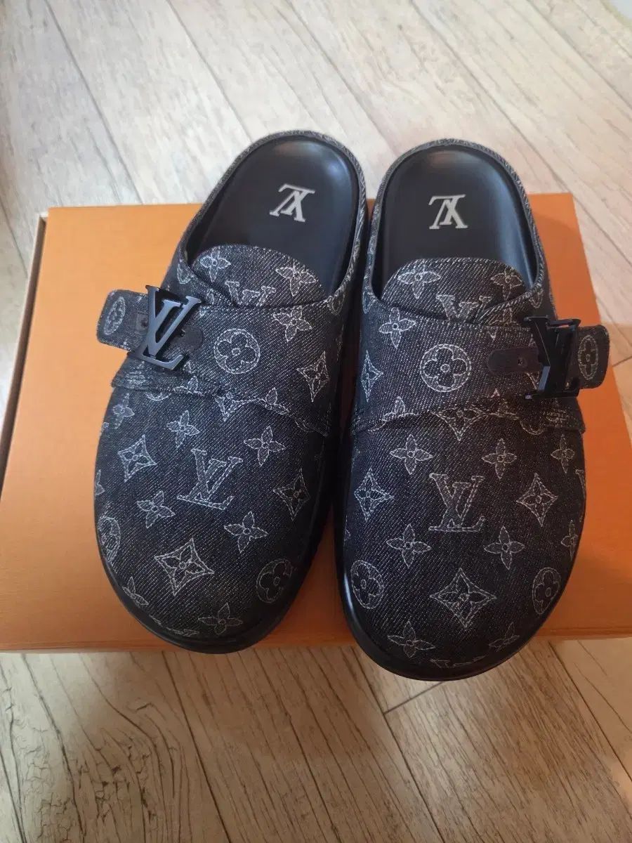 ルイヴィトン イージーミュール