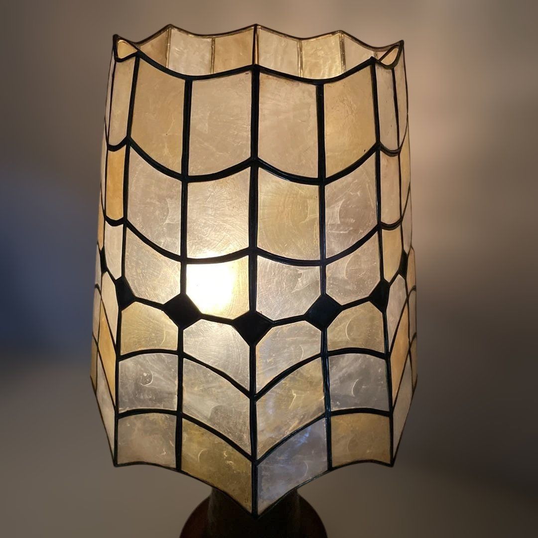 貝殻シェード＆木製台座（チェス駒ルークのデザイン） シェル ステンド