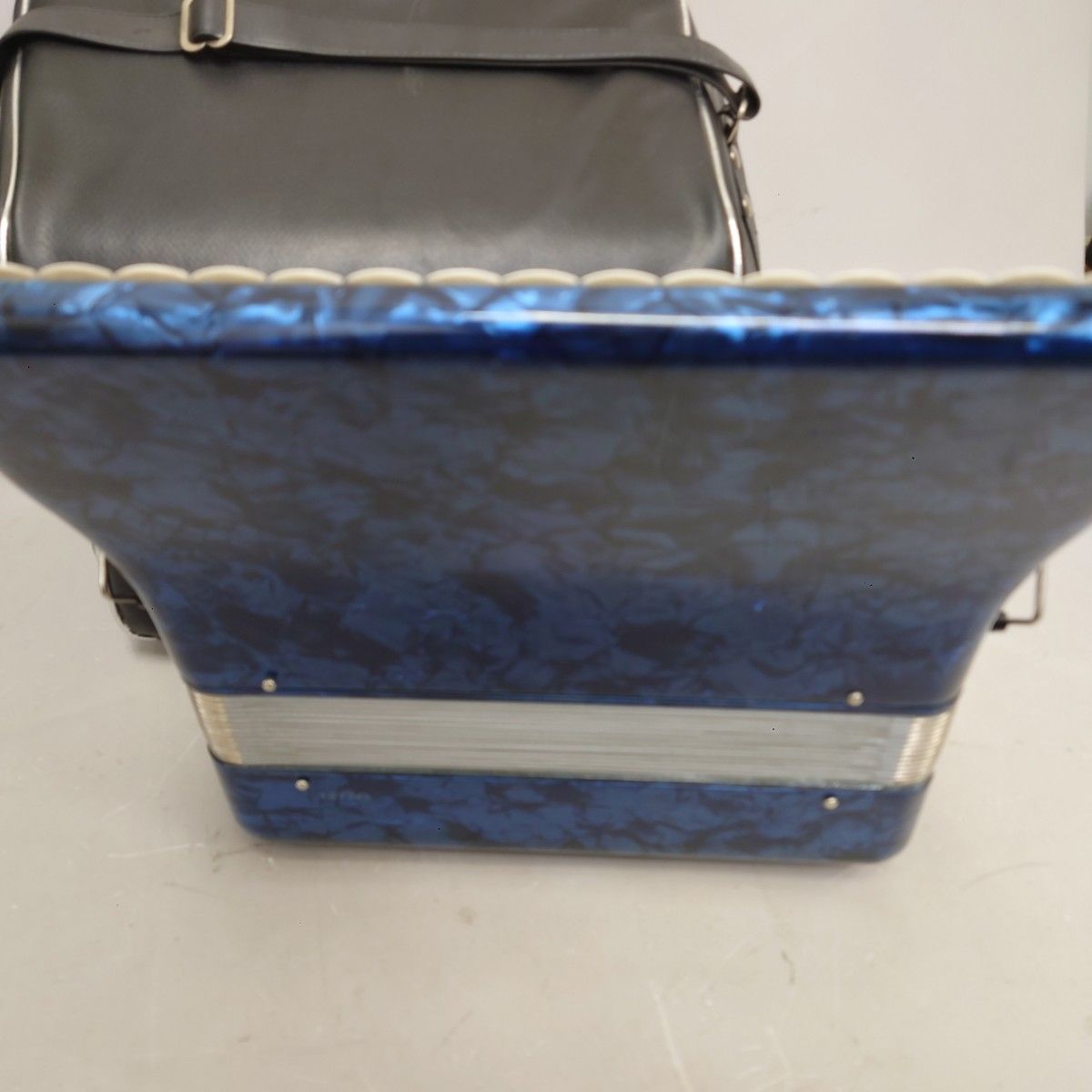 Yamaha Accordion TENOR 25 アコーディオン 動作品 ケース付 音出し Yamaha Accordion TENOR 25 アコーディオン 動作品 ケース付 音出し