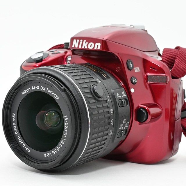 良品＞ニコン Nikon D3300 18-55 VR IIレンズキット レッド - メルカリ