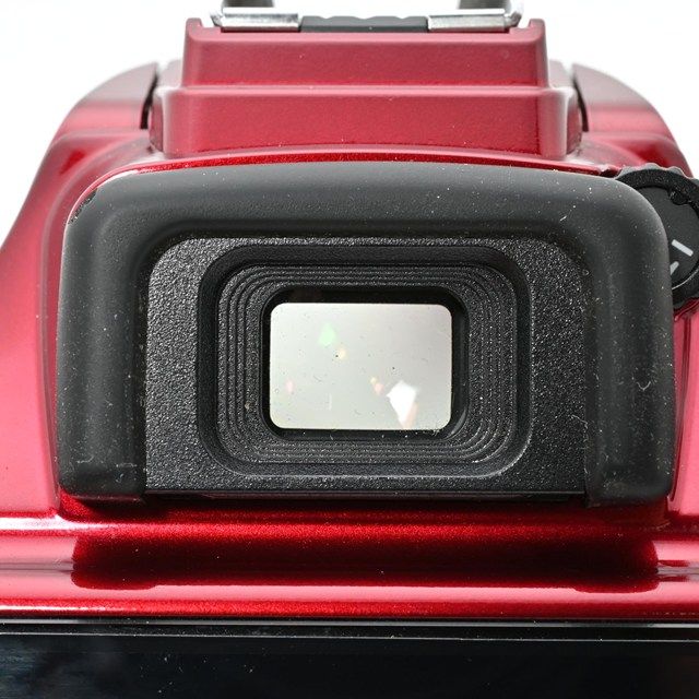 良品＞ニコン Nikon D3300 18-55 VR IIレンズキット レッド - メルカリ