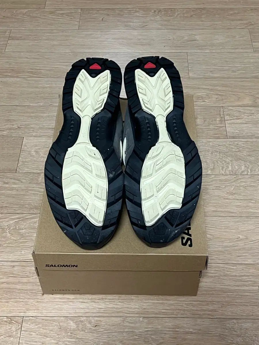 SALOMON サロモン クエスト2 エボニー xt quest 2 280 カトラリー 登山靴 トレッキングシューズ 