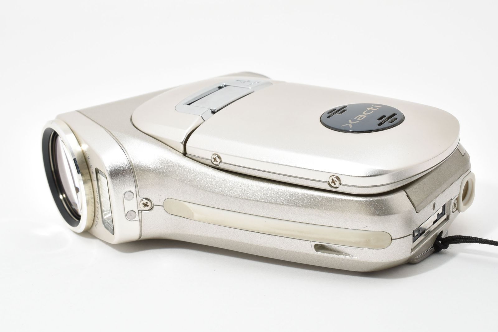 美品】SANYO Xacti DMX-C4 ファンタジーゴールド 縦型デジタルムービー