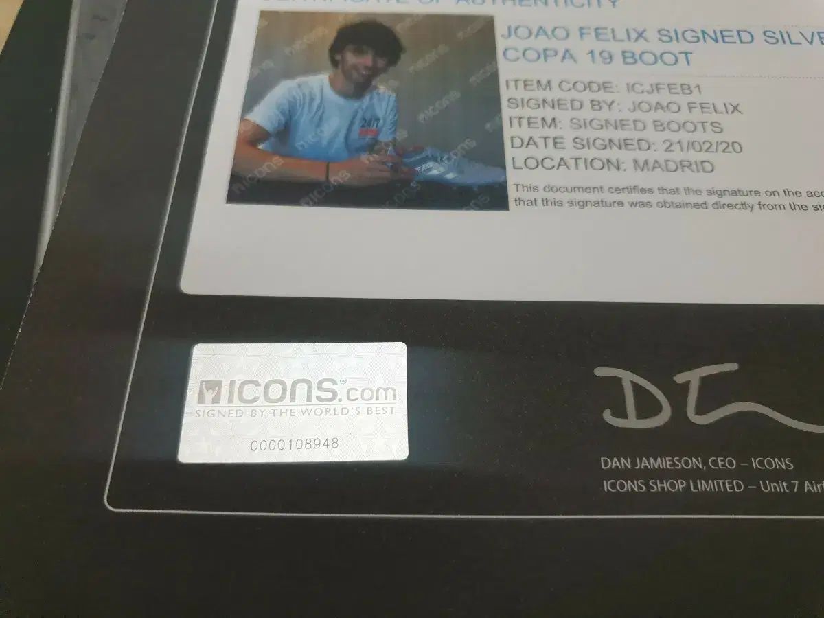 アイコンズ販売 주앙펠릭ス サイン入りサッカーシューズ