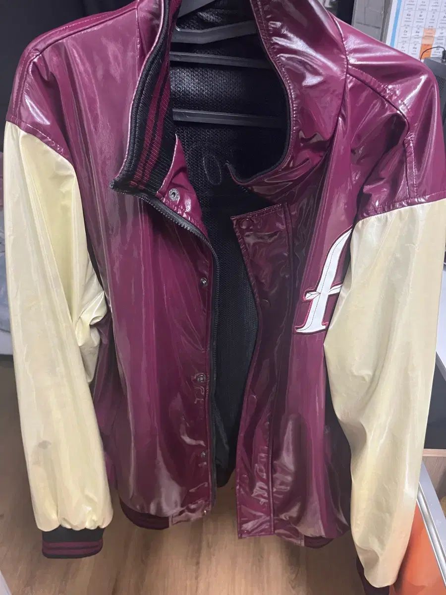 キウムXdinary Heroes エクディズ 光沢アウター 110