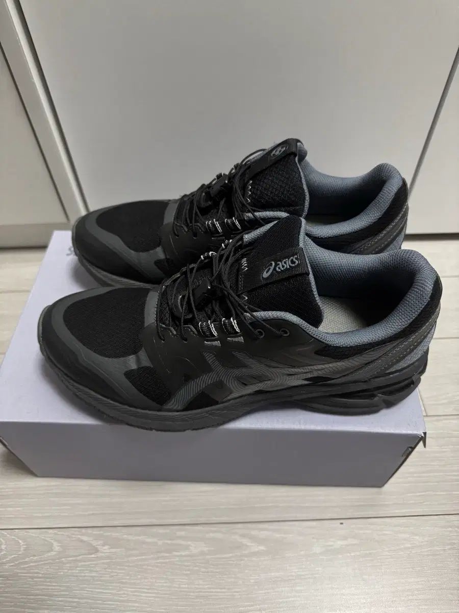  実際に アシックス サンサンギアー ゲルテレイン FANTOM ムーンミスト 登山靴 トレッキングシューズ アウトドアシューズ
