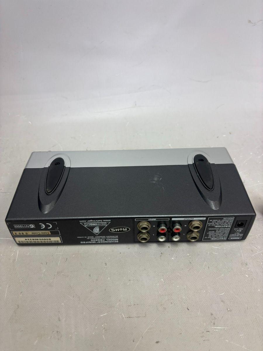 Behringer FBQ800 グラフィックイコライザー 動作品 本体のみ 31バンド