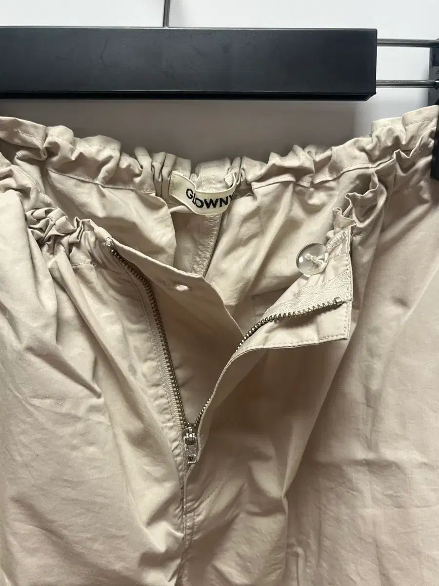 パラシュート パンツ