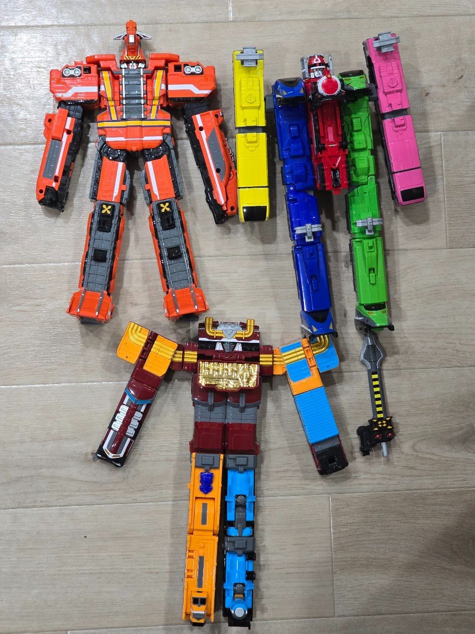 LOVEイヤイヤ期 mu-moショップ限定盤（吉川ひよりサイン入りフォトブック）