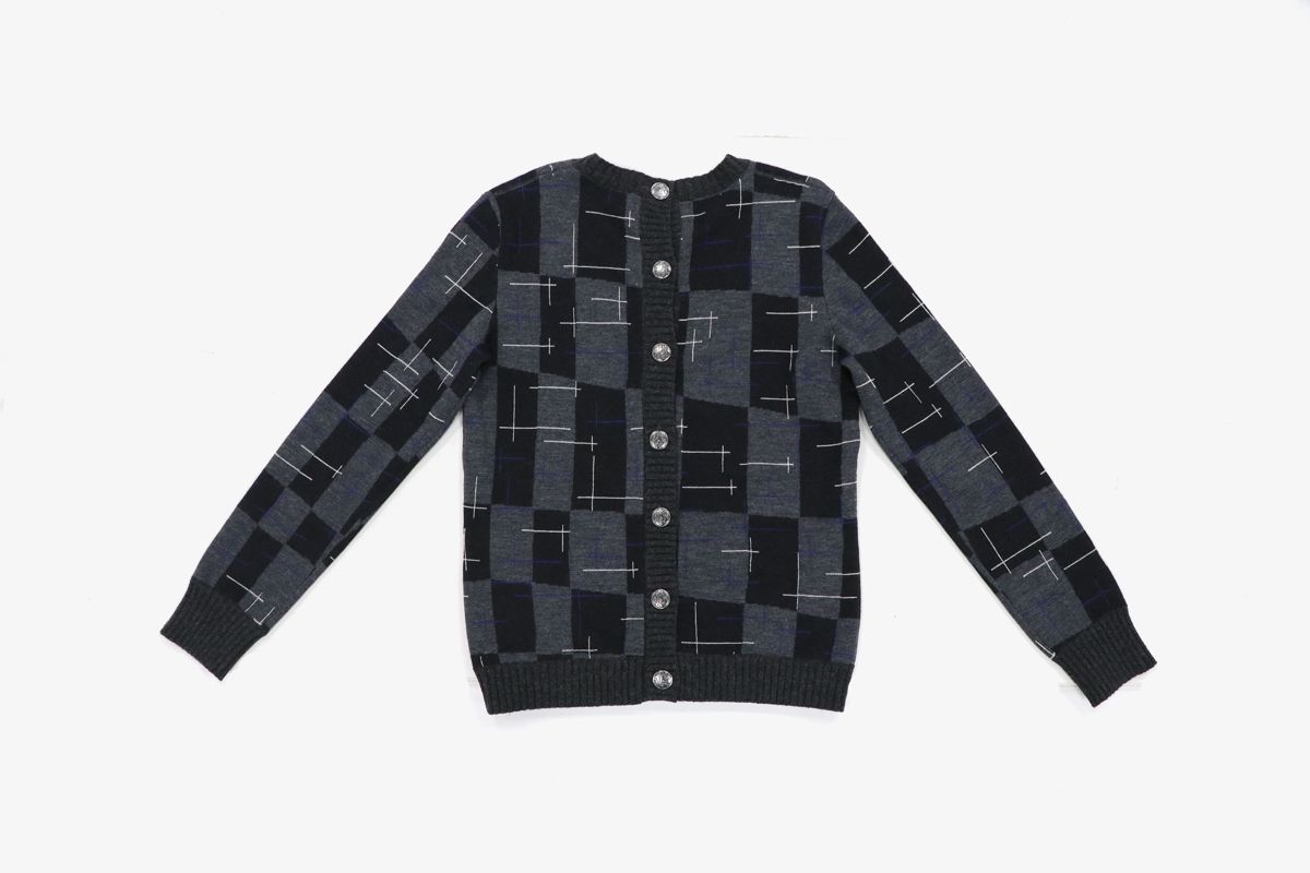 シャネル ニット モノトーン 裏ボタン トップス 38 アパレル ファッション 8241310 11 KHT AKO ABC 17267 抜け感 定番トップス